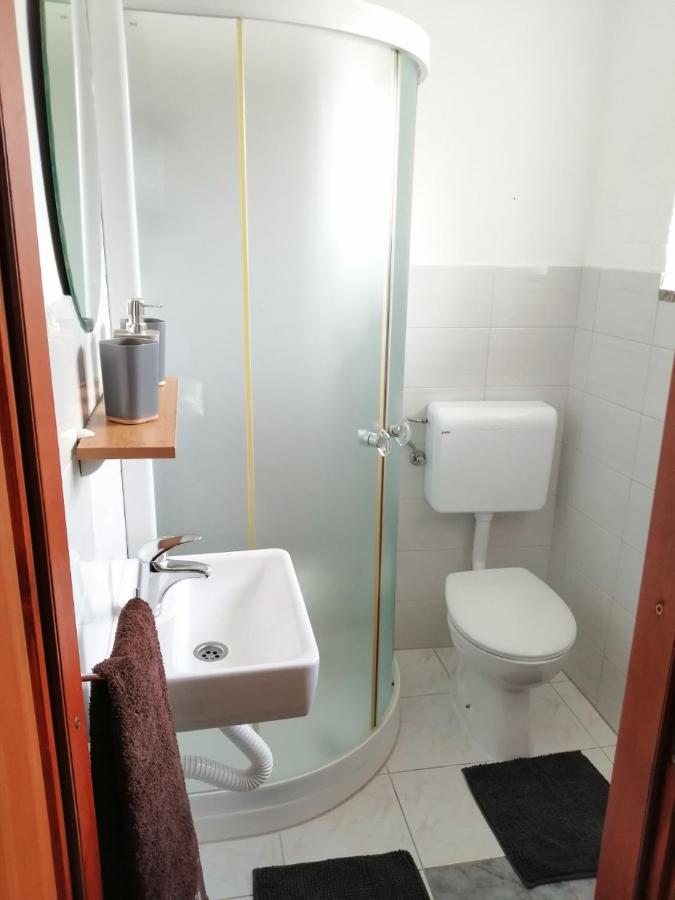 App Isabel Apartment Žminj Екстериор снимка